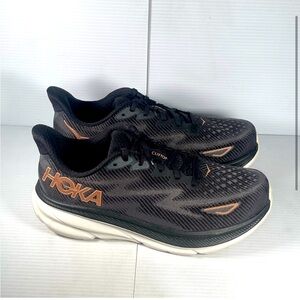 Hoka Clifton 9 Wide Women’s. No insole